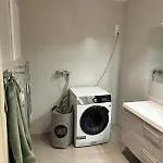 Large Apartment, In The Middle Of Center! 아파트 골