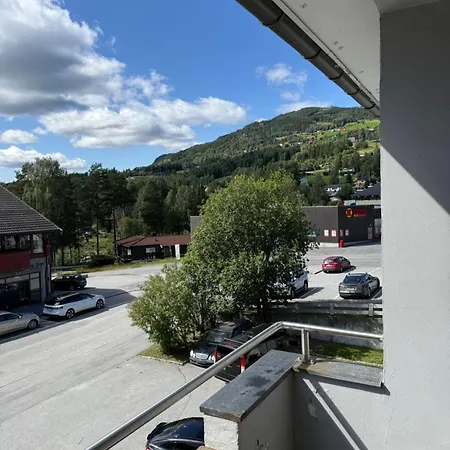 Large Apartment, In The Middle Of Center! * Gol