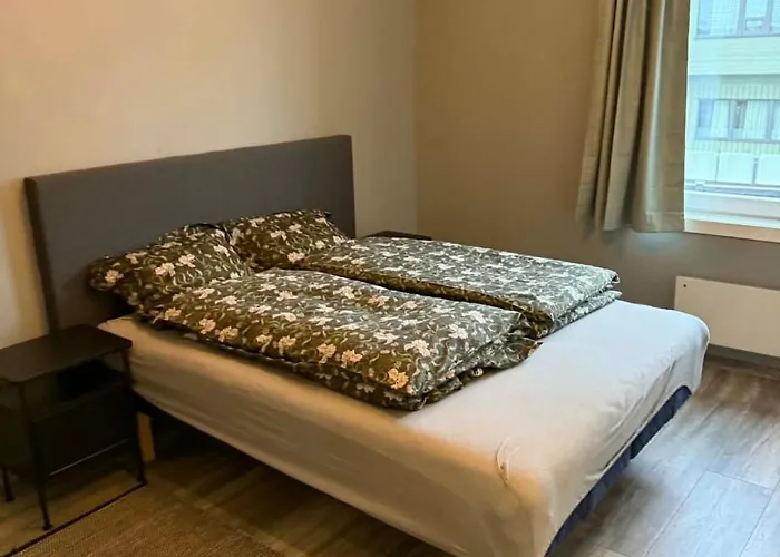 Large Apartment, In The Middle Of Center! شقة